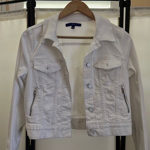 Perfect summer jacket size sx clean not worn.